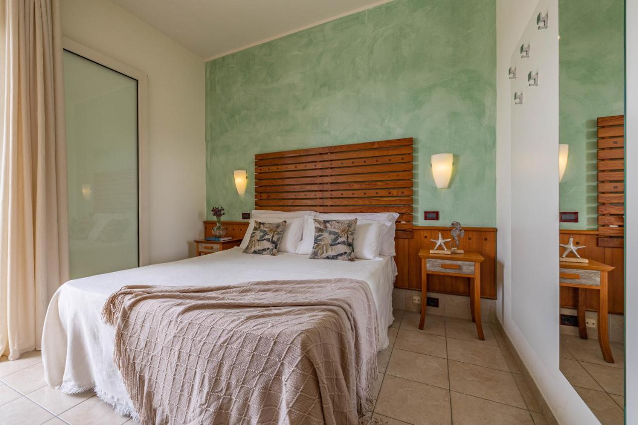 Hotel Smeraldo เชเซนาติโก ภายนอก รูปภาพ