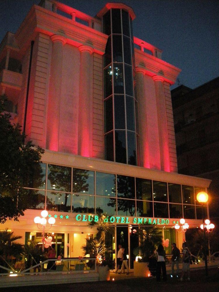 Hotel Smeraldo เชเซนาติโก ภายนอก รูปภาพ